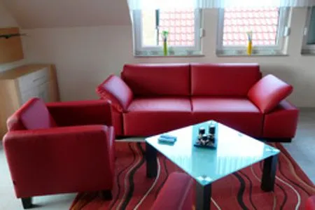  Ferienhaus direkt an See & Strand