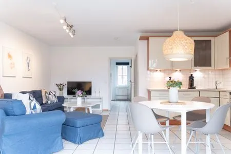 Wohnzimmer (OST8) Ferienwohnung "Lörper 2"