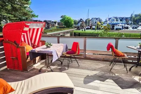 Balkon Strandvilla Hafenloge - stilvoll wohnen direkt am Niendorfer Hafen