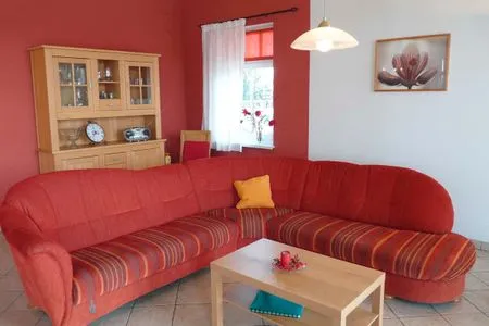  Ferienhaus mit Pool am See