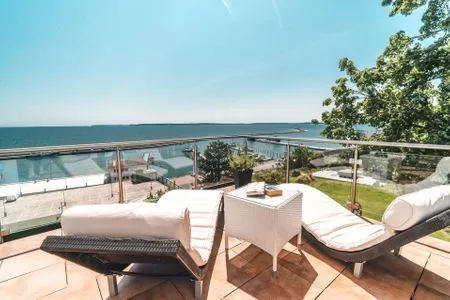Hauptansicht Villa Friede-Marie, App. Ostseeweitblick - mit traumhaften Meerblick