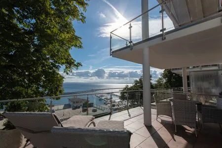 Meerblick Villa Friede-Marie, App. Svea mit Hafen-Ostsee-Blick