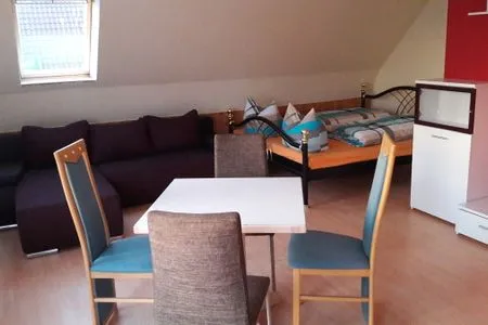  200 m zum Achterwasser