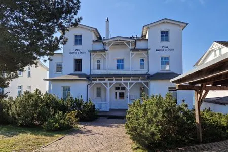 Hauptansicht Meerblick-Ferienwohnung - Villa Bertha's Heim