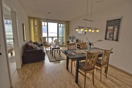 Wohnzimmer Villa Prinz Heinrich - App.3 mit Balkon und Ostseeblick