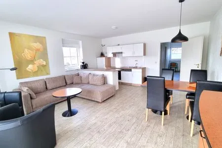 Wohnzimmer Apartment für Drei 50
