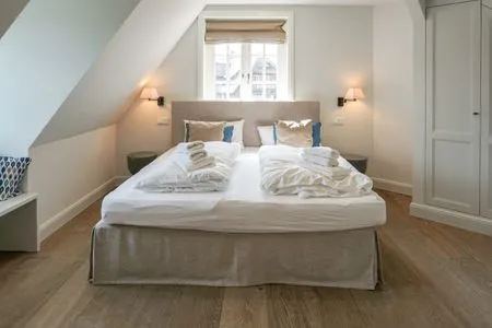 Schlafzimmer 1 OG Lachmöwe