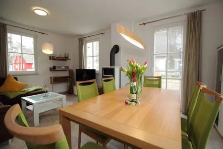 Wohnzimmer Reethaus Seeschwalbe - strandnah