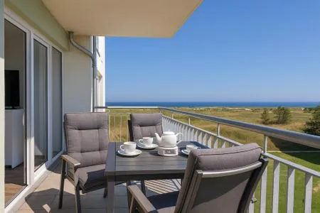 Balkon mit Blick auf das Meer Vogelkieker