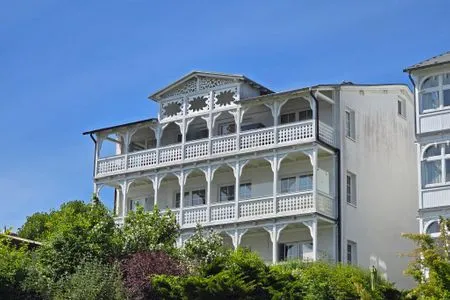 Hauptansicht Bädervilla Emma - Ferienwohnung Ostseepanorama