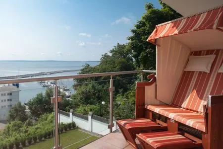 Meerblick Villa Friede-Marie, App. Meeresidyll - mit herrlichem Ostseeblick und Balkon