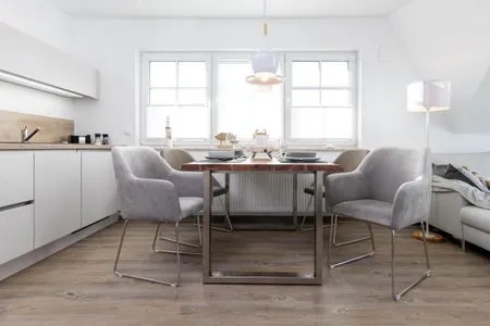 Küche / Küchenzeile Windflüchter