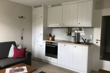 Küche / Küchenzeile Lister Tor 07