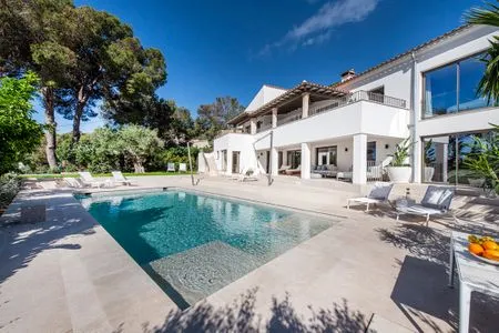 Main view Villa Riviera