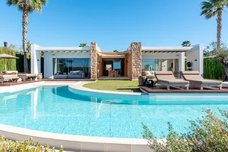  Villa Aya