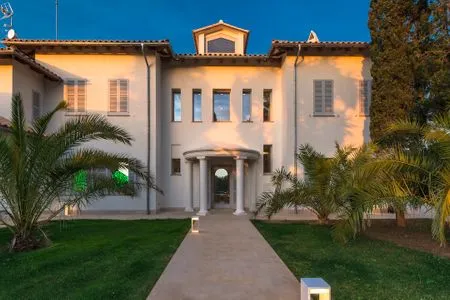 Hauptansicht Villa Los Leones