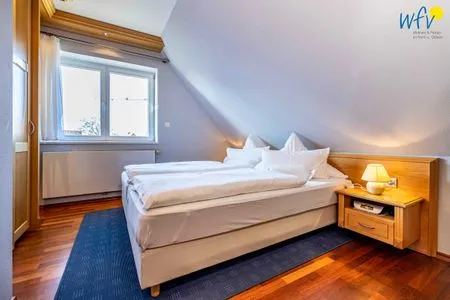  Villa Kunterbunt- Haus 1 Ferienwohnungen Seelöwe + Robbe