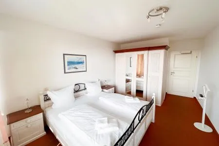  Lesecafé Wohnung Nr. 4