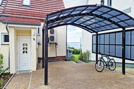 Fassade / Eingang Haus Waterkant - in erster Reihe mit traumhaftem Meerblick