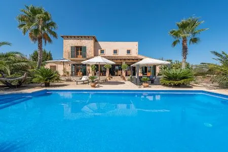 Hauptansicht Finca Carina Mallorca