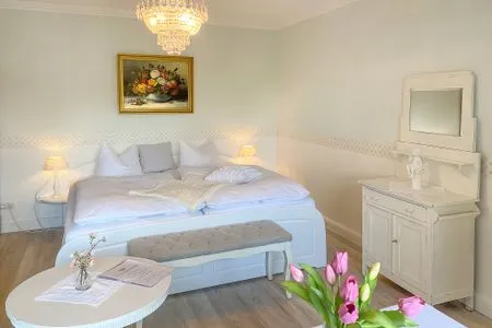 Wohnzimmer Haus Midsommer App. 8 - Kleine Wohnung, große Erholung – 50 m bis zur Ostsee