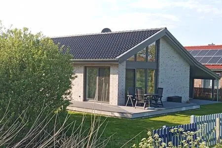 Hauptansicht Ferienhaus  JadeMuschel