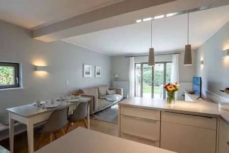 Wohnzimmer Niilön Alemböög