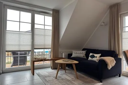Wohnbereich mit Sofa  Meerzeit