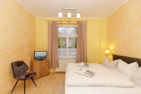 Schlafzimmer Villa Meier Ferienwohnung 2