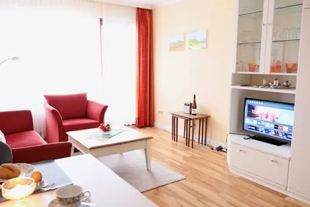 Wohnzimmer Strandstr. 4, Whg. 27