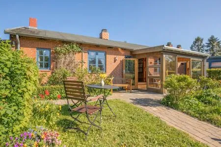 Fassade / Eingang Ferienhaus Häuschen im Norden