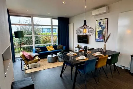  EuroParcs Marina Strandbad Chalet IJssel Lodge mit Zaun Haus Nr. 34