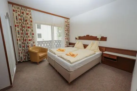 Doppelbett Soldanella 1 by Alpenidyll Apartments