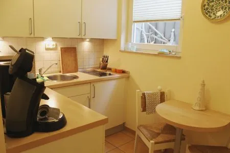 Küche / Küchenzeile Ferienwohnung Kleiner Seeigel in Sassnitz auf Rügen mit Terrasse