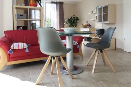 Wohnzimmer Ferienwohnung Richi - zentrale und ruhige in der Hafenstadt Sassnitz