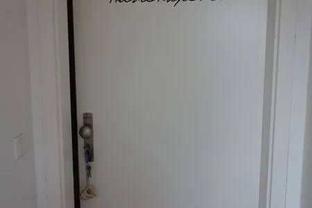 Fassade / Eingang Austernperle