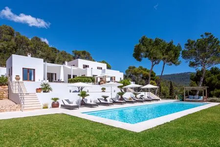 Hauptansicht Villa Vadella Ibiza