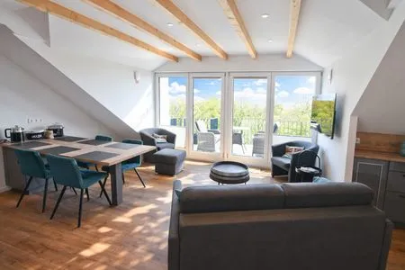  Fewo Penthouse am Kurpark