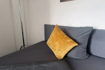 Schlafzimmer Gemütliches Appartement "Emma" in Halle inklusive Stellplatz