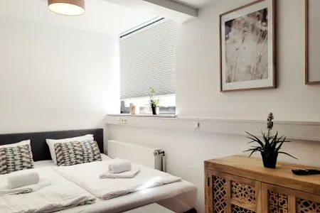 Klein, gemütlich und preiswert - Ferienwohnung für ein Kurztrip an die Ostsee Strandnahe Mini Ferienwohnung im Souterrain mit gratis Wäschepaket