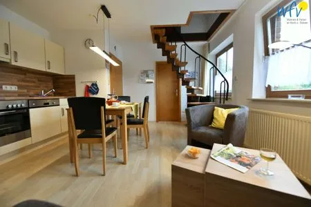 Wohnzimmer Kleine Pinkenburg Ferienwohnung Nord und Süd