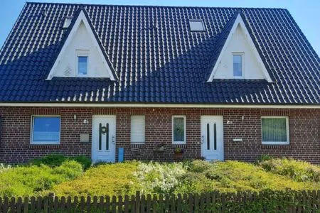 Hauptansicht Ferienwohnung Laura - am Wieker Bodden gelegen