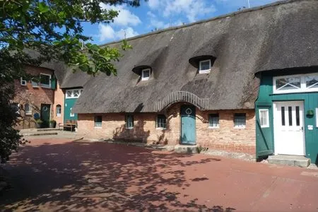 Hauptansicht Herrenhof - Ferienwohnung 8 im EG