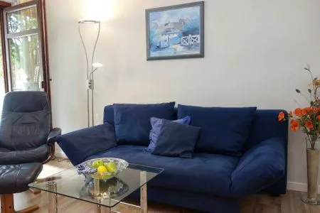 Wohnzimmer Edith, Whg. 3