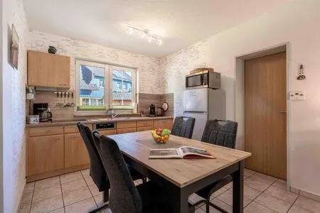 Essbereich und Küchenzeile  Am Deich Haus 8