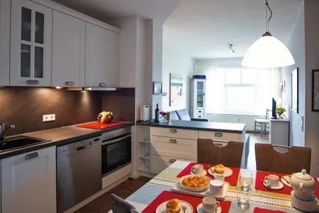 offene Küche zum Wohnzimmer Residenz am Rosengarten Whg. 29 Parkblick