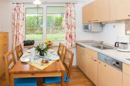 offene Küche mit Eßbereich Haus Klippersteven Whg. 03 Seestern