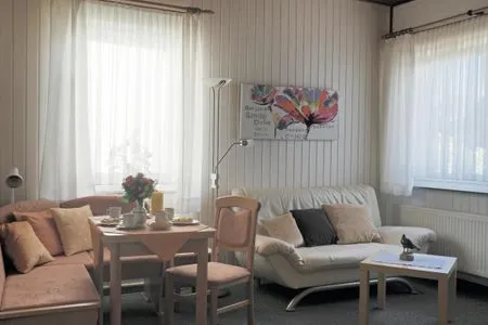 Wohnzimmer und Eßbereich Haus Silke Whg. 01