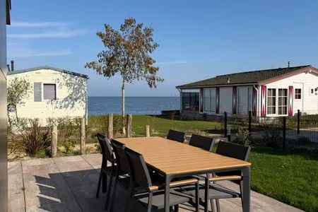  EuroParcs Enkhuizer Strand Chalet Zeezeit Haus Nr. 338