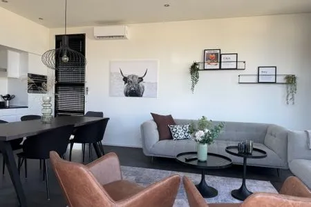  EuroParcs Enkhuizer Strand Chalet Zeezeit mit Zaun Haus Nr. 338